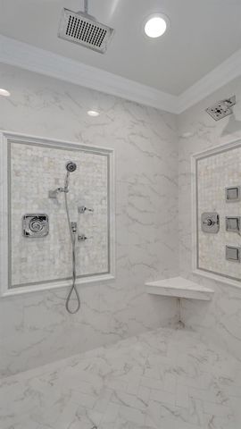 2749 NE 35th Drive, Fort Lauderdale, FL 33308