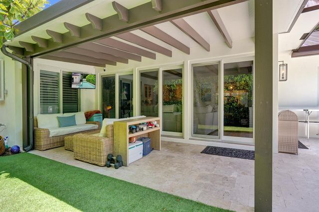 2749 NE 35th Drive, Fort Lauderdale, FL 33308