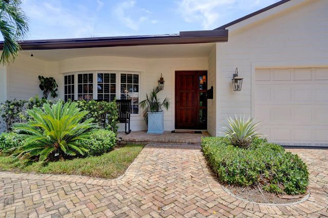 2749 NE 35th Drive, Fort Lauderdale, FL 33308