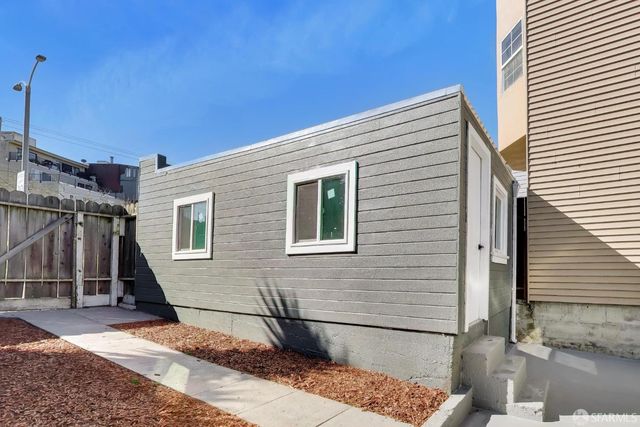 57 Cayuga Avenue, San Francisco, CA 94112