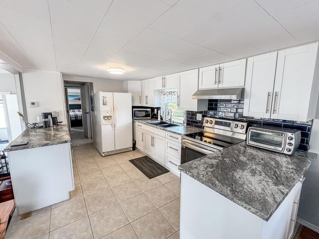 14553 Elmhurst Drive, Delray Beach, FL 33445