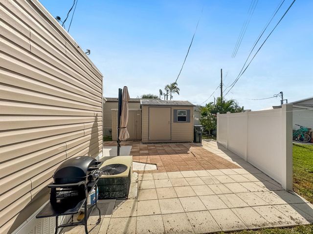 14553 Elmhurst Drive, Delray Beach, FL 33445