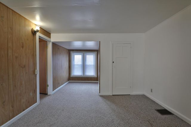 2045 N 4th Street, Columbus, OH 43201