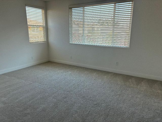 8434 Stellata Ln, Elk Grove, CA 95758