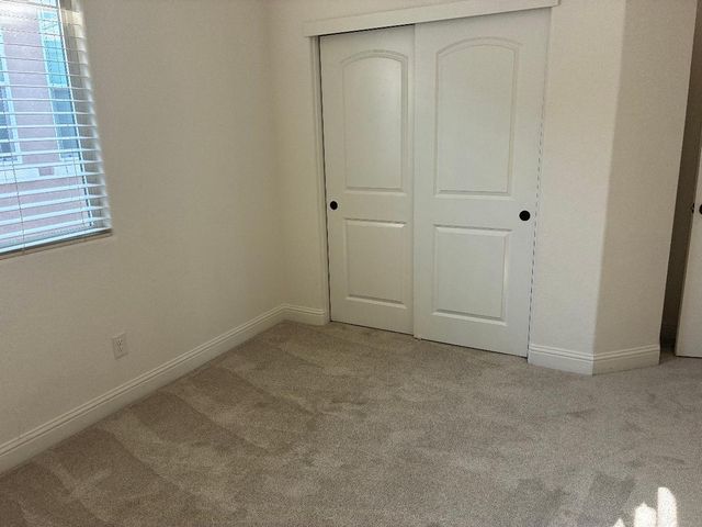 8434 Stellata Ln, Elk Grove, CA 95758