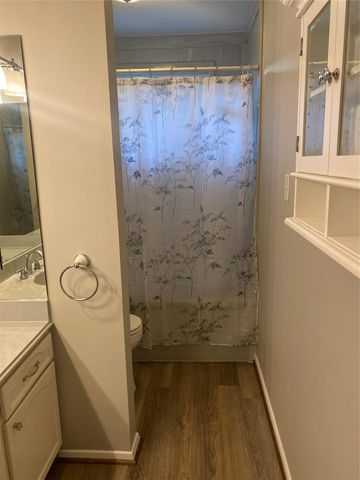 15930 Buccaneer Lane, Houston, TX 77062