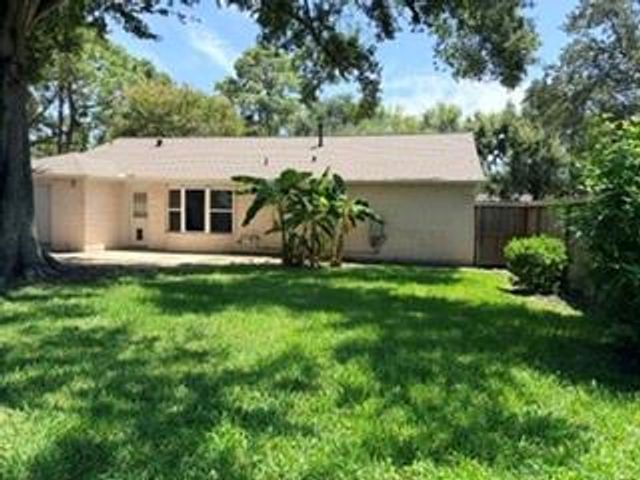15930 Buccaneer Lane, Houston, TX 77062
