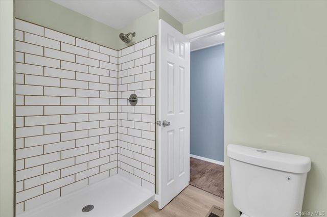 525-183 Riverleigh Avenue 183, Riverhead, NY 11901