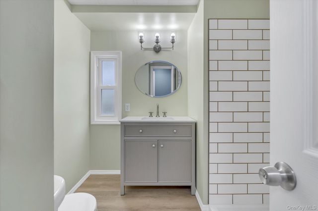 525-183 Riverleigh Avenue 183, Riverhead, NY 11901