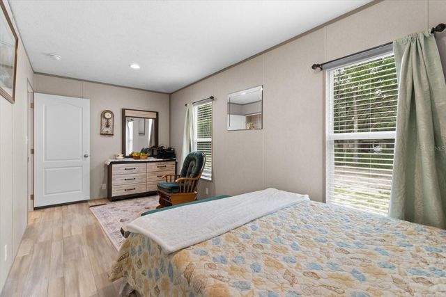 4686 CR 656, Webster, FL 33597