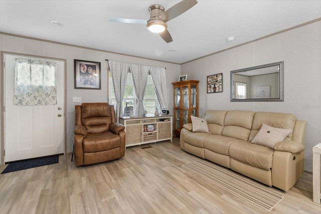 4686 CR 656, Webster, FL 33597