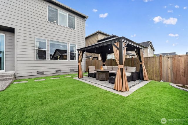 2848 84th Drive NE, Marysville, WA 98270