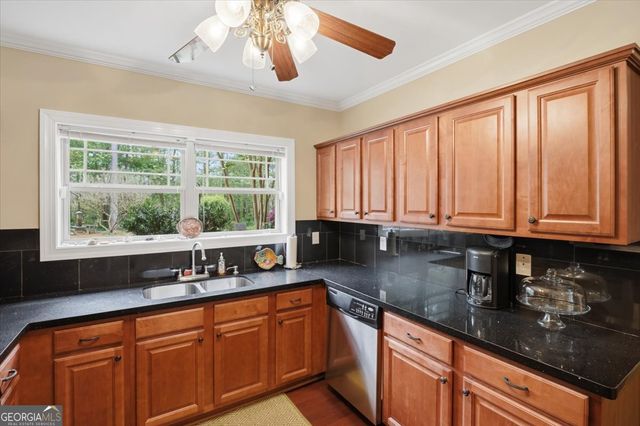 111 Piedmont Circle, Forsyth, GA 31029