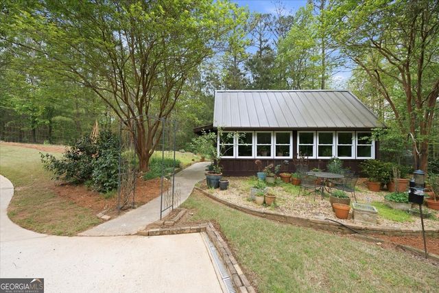 111 Piedmont Circle, Forsyth, GA 31029