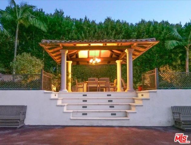 1502 Paseo La Cresta, Palos Verdes Estates, CA 90274