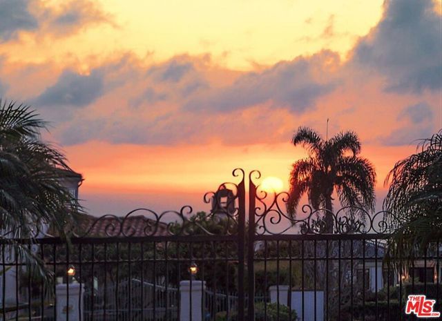 1502 Paseo La Cresta, Palos Verdes Estates, CA 90274