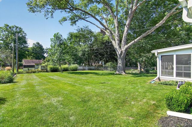 505 North Drive, Marshall, MI 49068