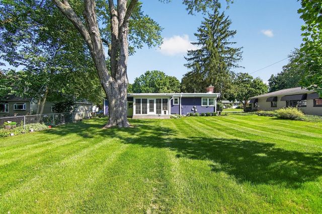505 North Drive, Marshall, MI 49068