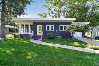 505 North Drive, Marshall, MI 49068