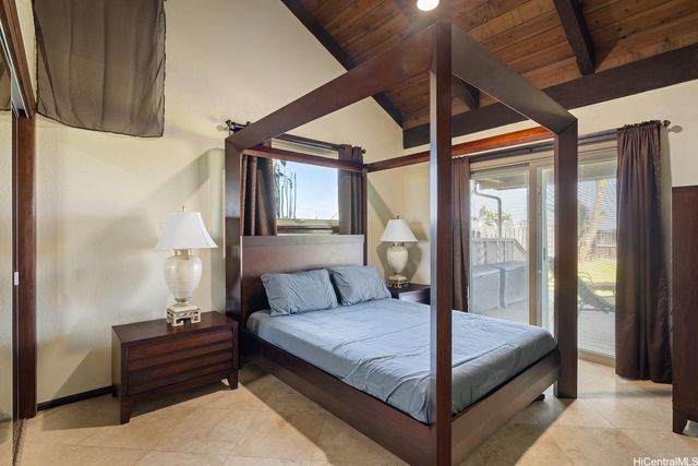 53-601 Kamehameha Highway, Hauula, HI 96717