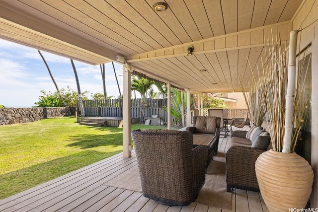 53-601 Kamehameha Highway, Hauula, HI 96717