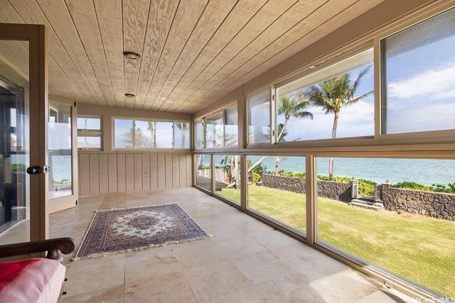 53-601 Kamehameha Highway, Hauula, HI 96717