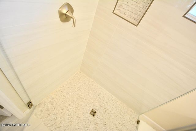 8 Abbey Lane, Manchester, NJ 08759