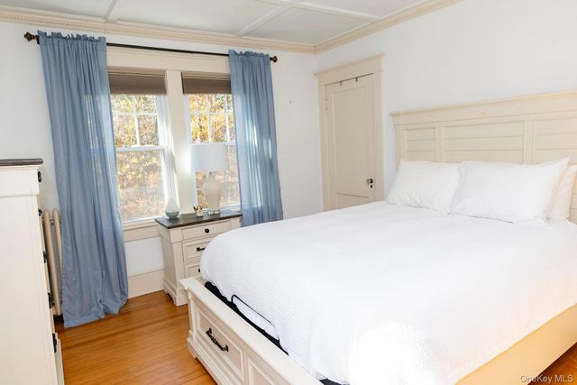 145 Drake Road, Pleasant Valley, NY 12569