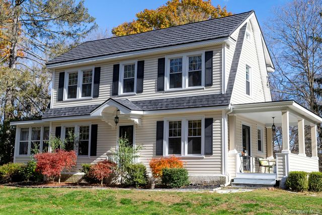 145 Drake Road, Pleasant Valley, NY 12569