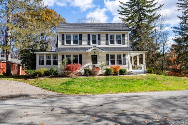 145 Drake Road, Pleasant Valley, NY 12569