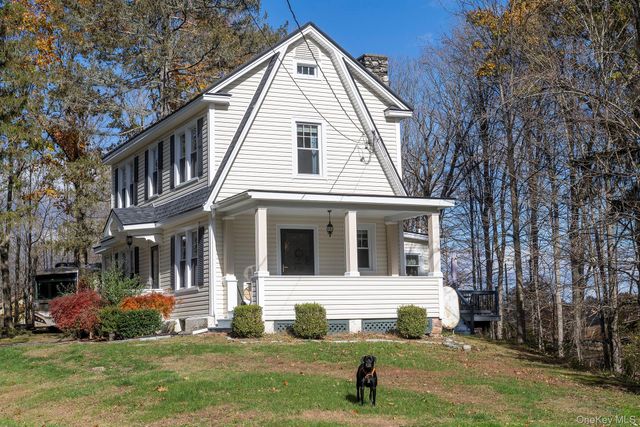 145 Drake Road, Pleasant Valley, NY 12569