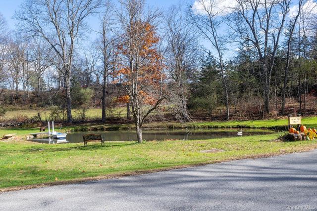 145 Drake Road, Pleasant Valley, NY 12569