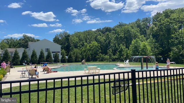 473 NURSERY DRIVE DR N, Mechanicsburg, PA 17055