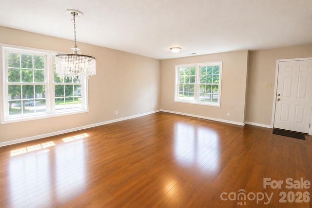 1914 Treefrog Court, Charlotte, NC 28262