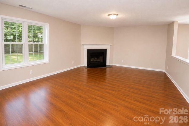 1914 Treefrog Court, Charlotte, NC 28262