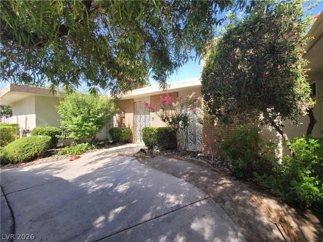 3833 South Eastern Avenue, Las Vegas, NV 89169