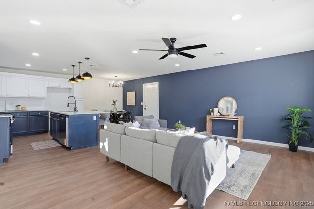 2317 N Frankfort Avenue, Tulsa, OK 74106