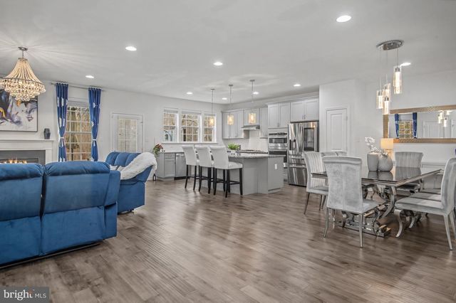 91 WESTHAMPTON DR, Wilmington, DE 19808