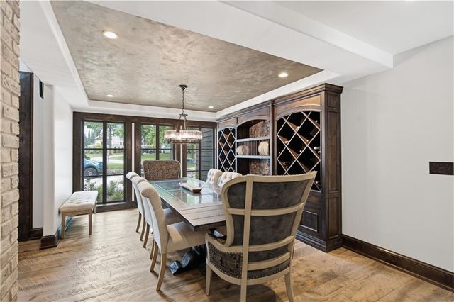 3505 SHAWNEE MISSION Parkway, Fairway, KS 66205