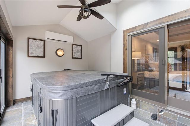 3505 SHAWNEE MISSION Parkway, Fairway, KS 66205