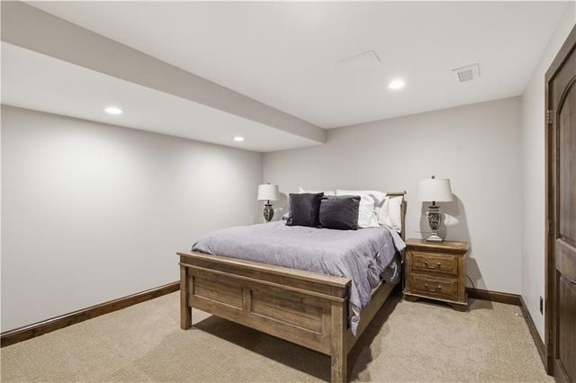 3505 SHAWNEE MISSION Parkway, Fairway, KS 66205