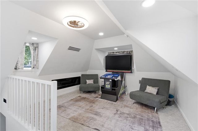 3505 SHAWNEE MISSION Parkway, Fairway, KS 66205