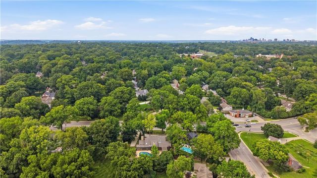 3505 SHAWNEE MISSION Parkway, Fairway, KS 66205