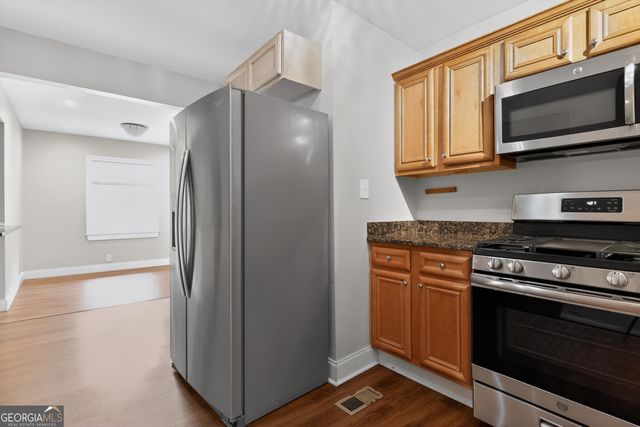 1868 Longdale Drive, Decatur, GA 30032
