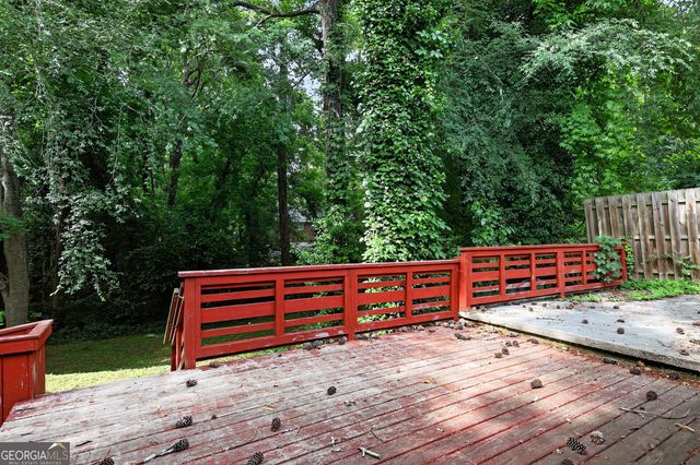 1868 Longdale Drive, Decatur, GA 30032