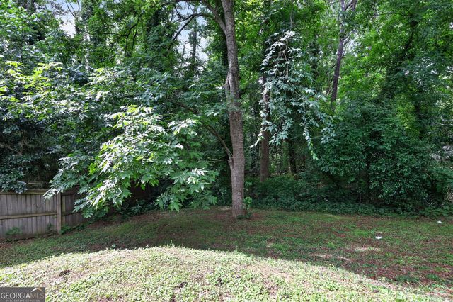 1868 Longdale Drive, Decatur, GA 30032