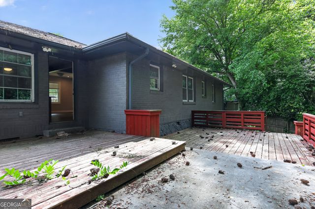1868 Longdale Drive, Decatur, GA 30032