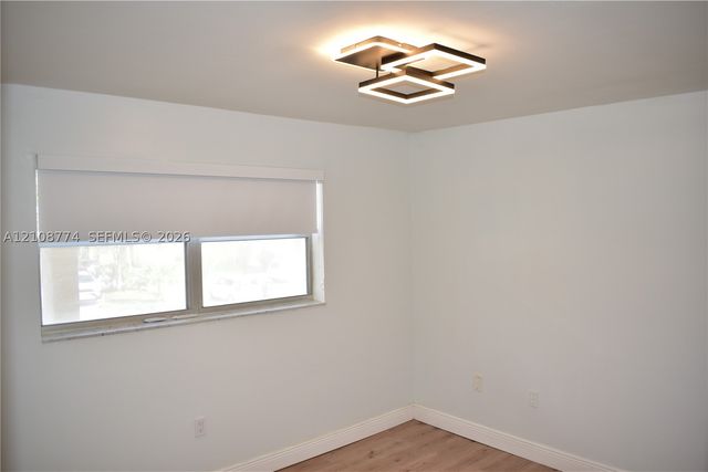 2780 N Pine Island Rd 211, Sunrise, FL 33322