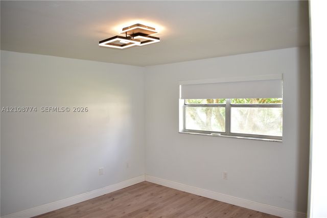 2780 N Pine Island Rd 211, Sunrise, FL 33322