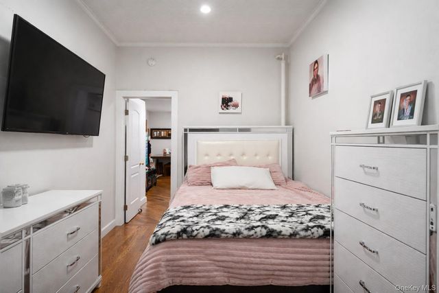 7037 72nd Place, Glendale, NY 11385